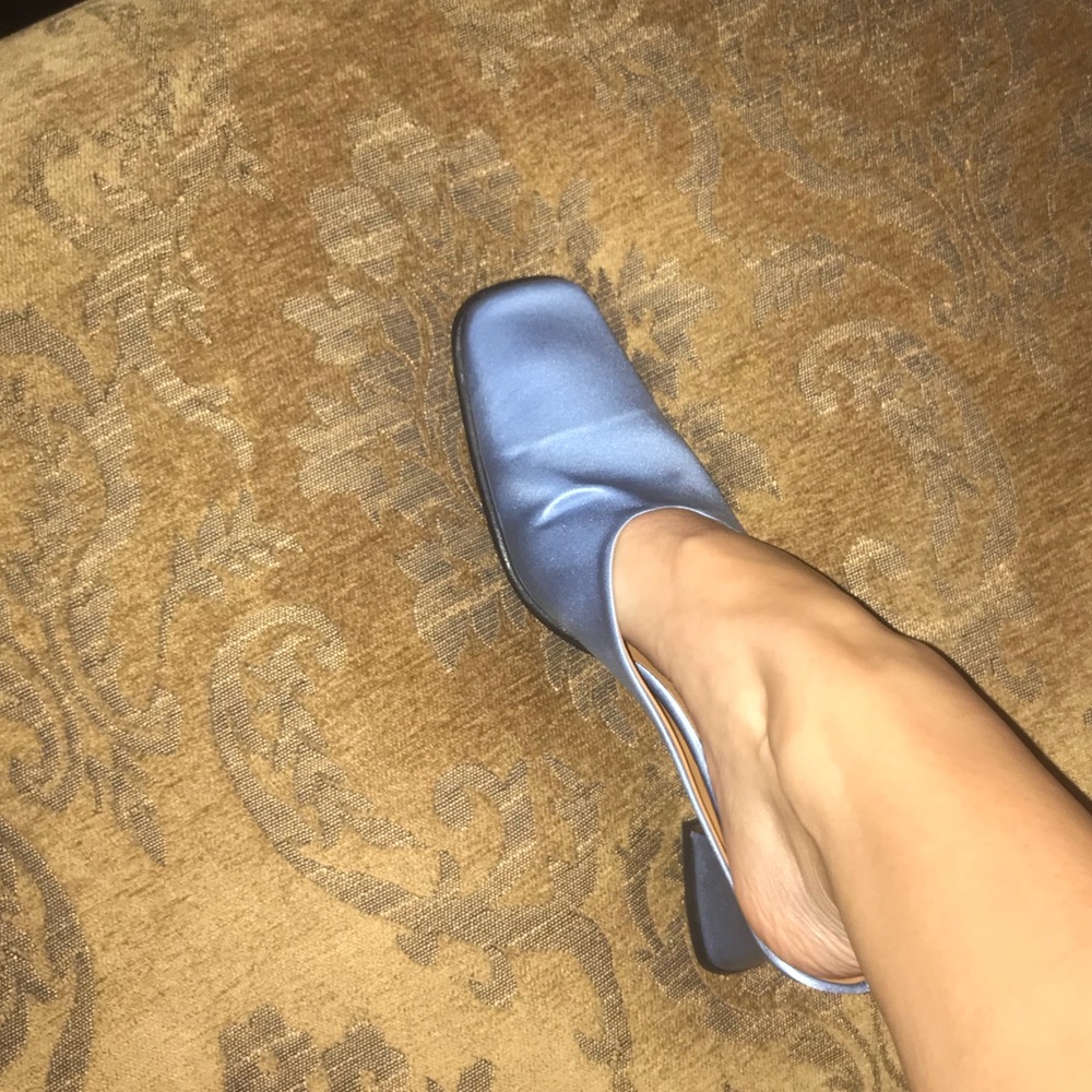 By far official Kim light blue silk
